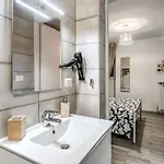 Private Near Old Town And Center La Pieza Bari